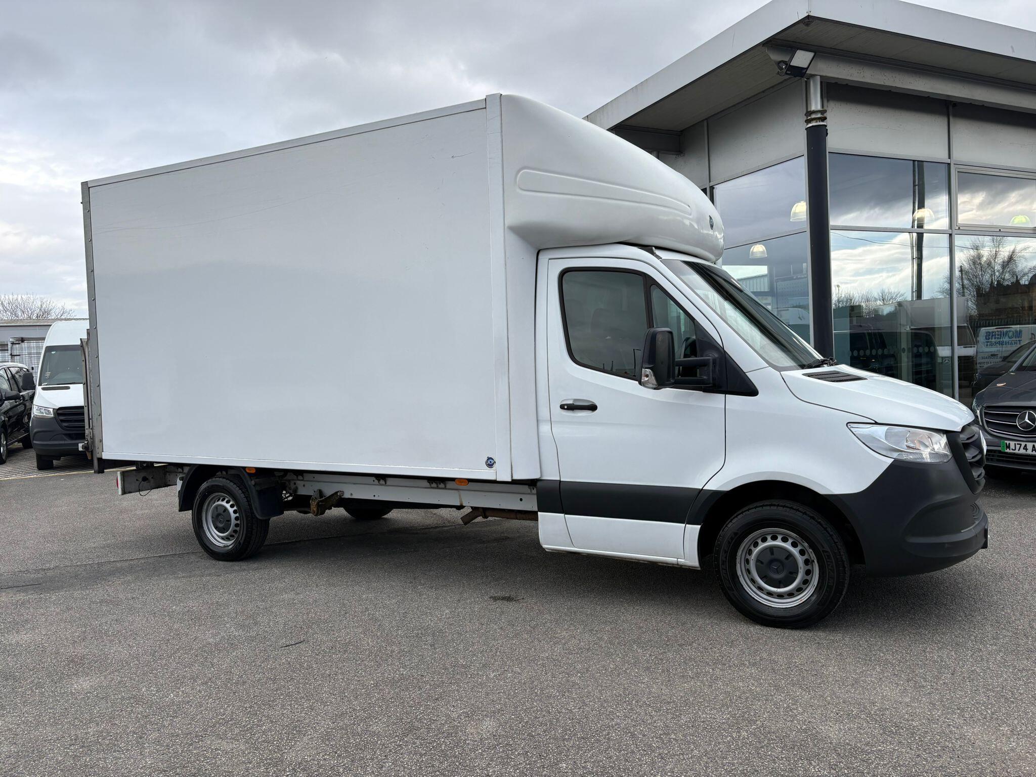 Mercedes-Benz Sprinter